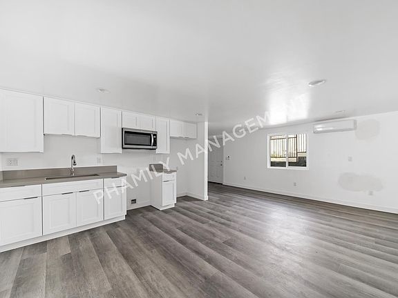 4th image of 621 N Benton Way APT 9