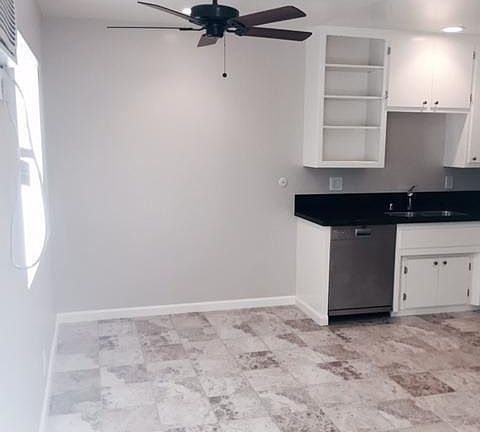 5th image of 580 N Los Robles Ave APT 3