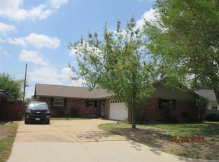 2004 Meeker Dr, Oklahoma City, OK 73120