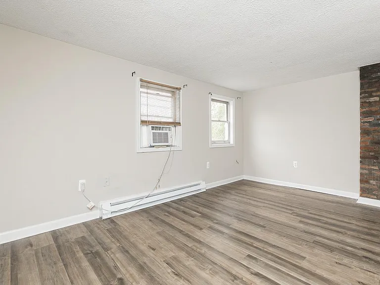 Upstairs bedroom