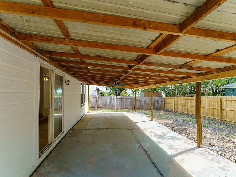 1109 Hilltop Dr — Photo 18