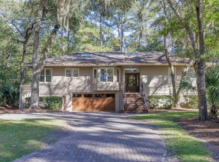 18 Wagon Rd, Hilton Head Island, SC 29928