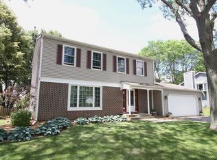 747 Millwood St, Cary, IL 60013