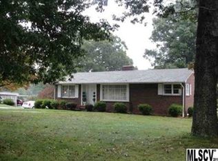 4660 Rock Barn Rd, Claremont, NC 28610