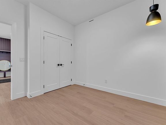 3rd image of 18632 130th St NW