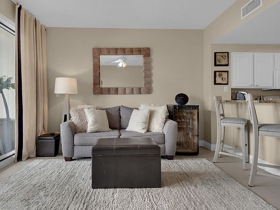 4th image of 112 Seascape Dr Unit 706