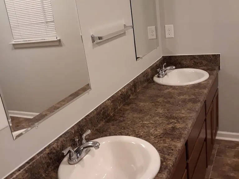 455 Oliver St NW — Photo 9