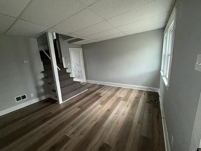 477 23rd St #3 — Photo 7