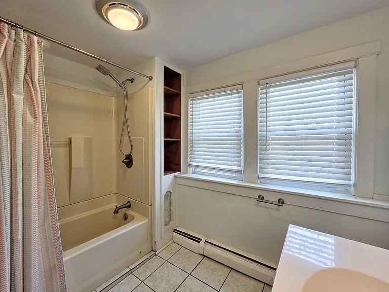 712 S Broad St — Photo 24