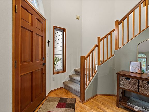5th image of 7645 58th Avenue NE