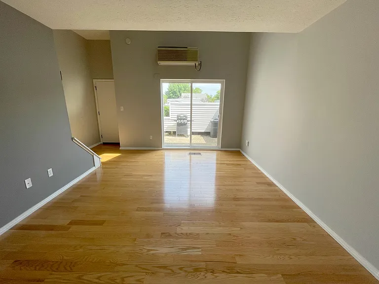 1611 Cedarwood Dr #A — Photo 3