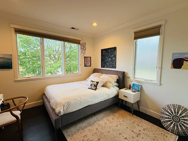 7 Locust Ave — Photo 14