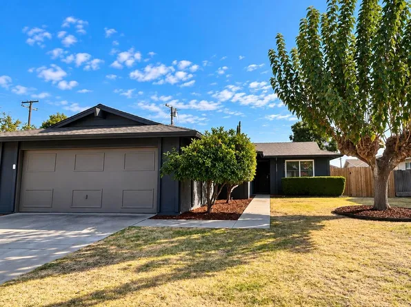 1565 Lark Street, Hanford, CA 93230