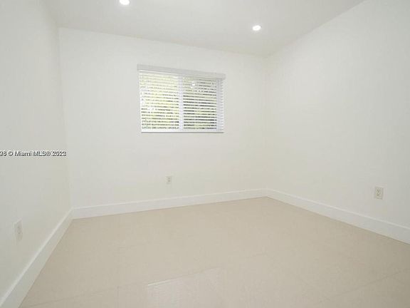 3rd image of 231 NW 53rd Ave #231