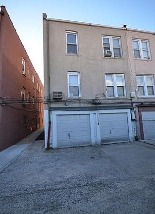 4th image of 1252 Teller Ave