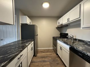 4610 Jenewein Rd APT 4, Fitchburg, WI 53711