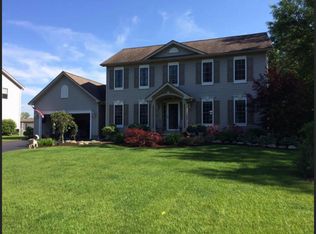 1160 Channing Woods Dr, Webster, NY 14580