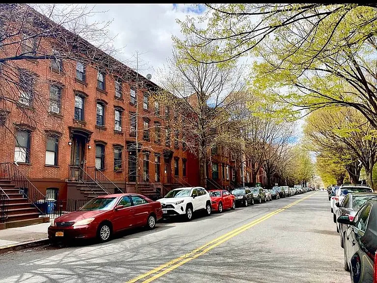 320 Greene Ave #2 — Photo 2