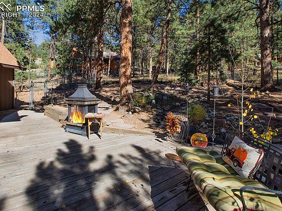 3rd image of 160 E Lovell Gulch Rd