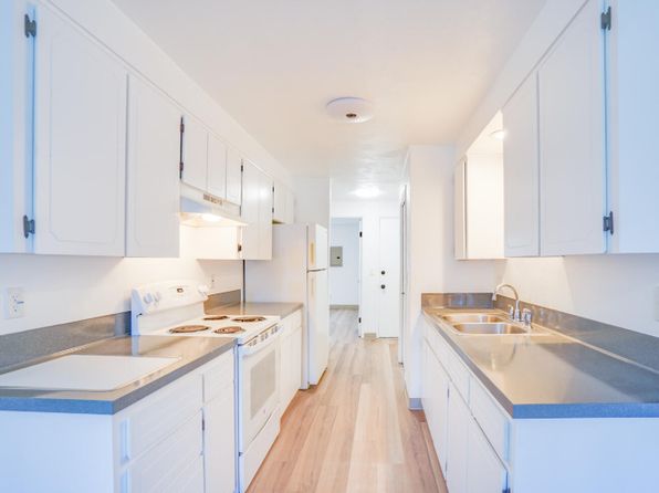 958 NW Sycamore Ave #08A7A4A4D