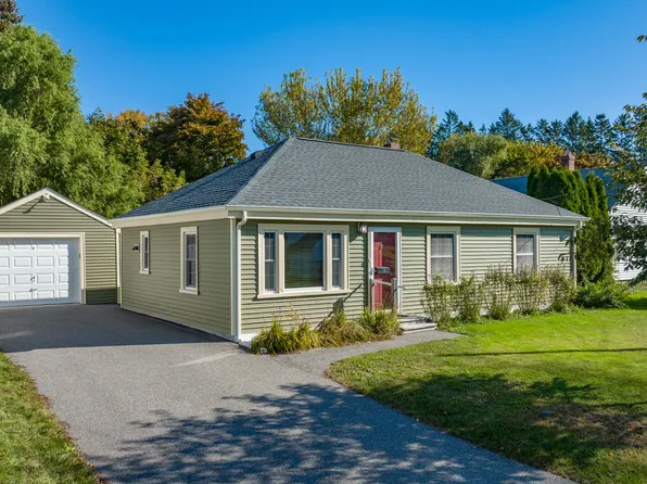 9 Lloyd Avenue, Portland, ME 04103