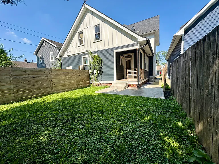 1027 Dawson St #1027 — Photo 4