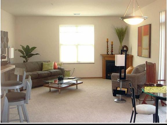 4th image of 5011 Autumn Leaf Ln #169