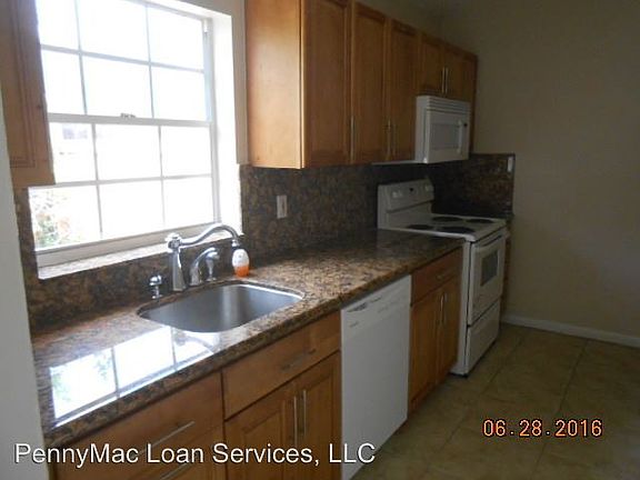 5th image of 3560 NW 204th Ter
