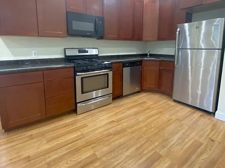 4212 Powelton Ave #2 — Photo 1