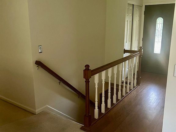 2nd image of 3470 Cherryhill Dr