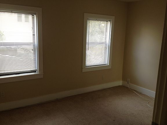 4th image of 2061 Lyon St
