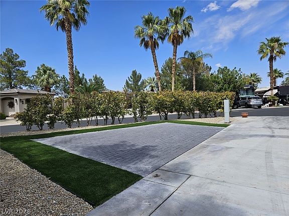 5th image of 8175 Arville St #66