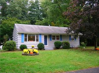 24 Susan Cir, Portland, CT 06480
