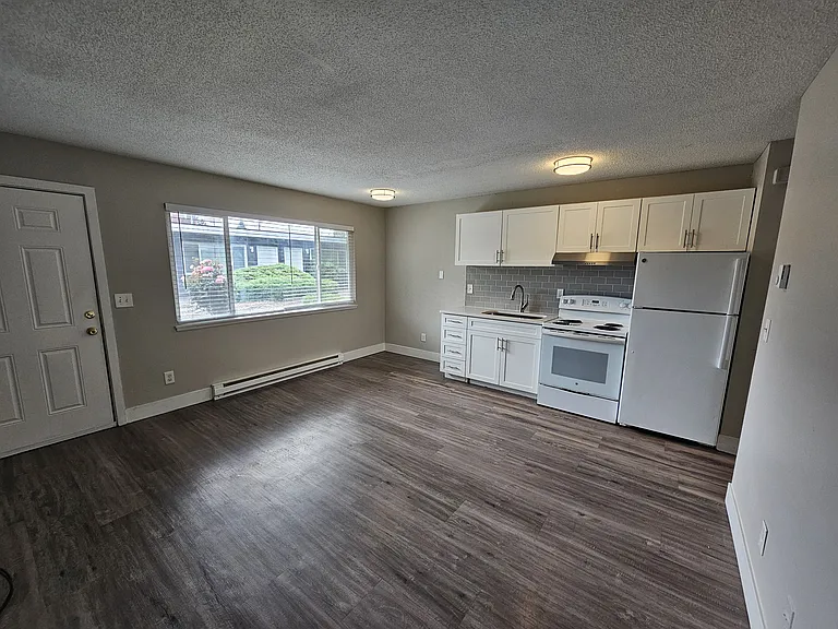 3315 McKinley Ave #14 — Photo 4