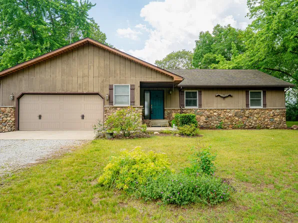 1809 W 900 N, Wheatfield, IN 46392