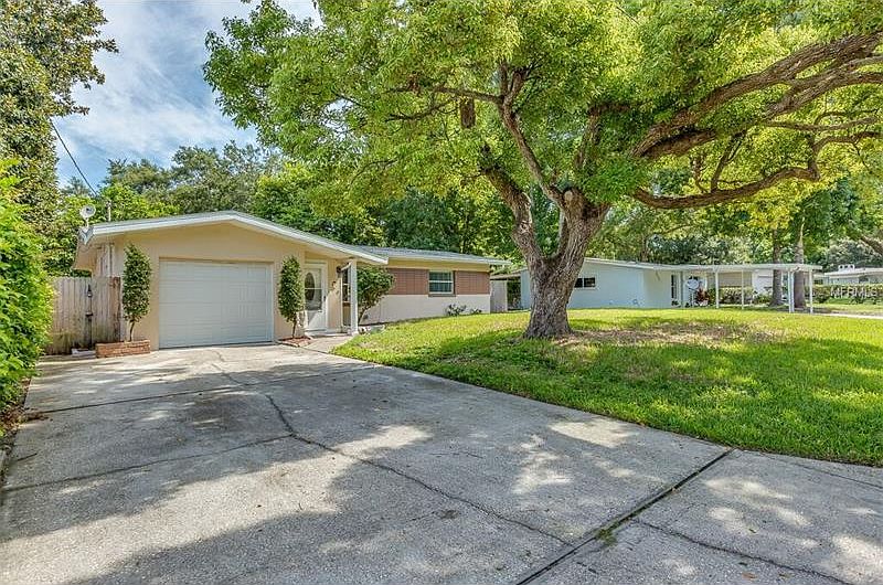 1st image of 2428 Havana Dr