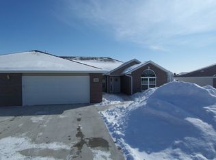 1303 Laurel Ln, Brookings, SD 57006