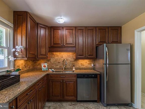 4th image of 13887 Montoclair Ln