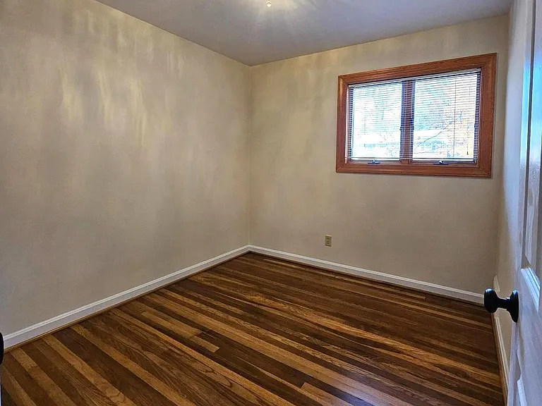 7429 Carol Ln — Photo 19