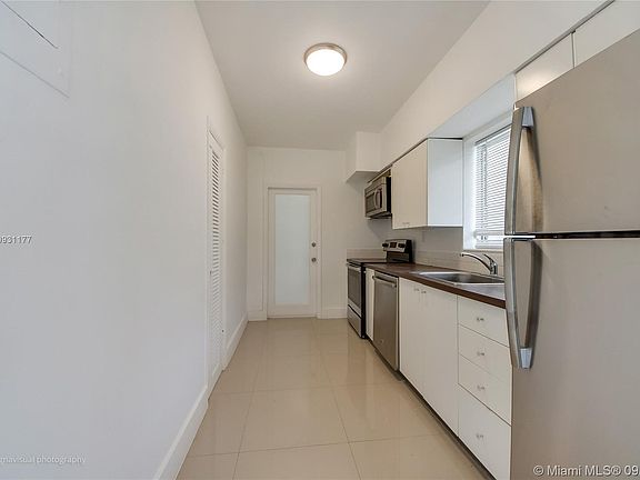 4th image of 7925 West Dr APT 7