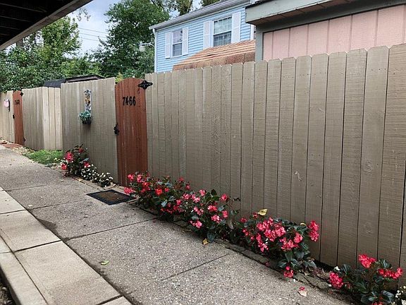 4th image of 7466 Woodshire Pl