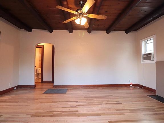 5th image of 407 Vassar Dr SE
