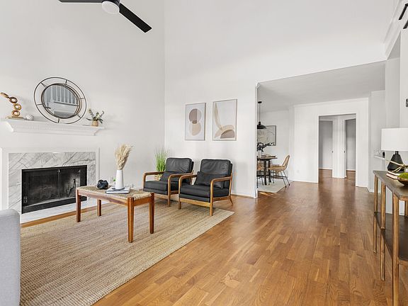 4th image of 4612 Batavia Ct