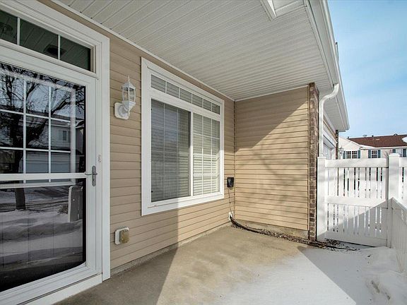 3rd image of 17194 Polk Ct NW