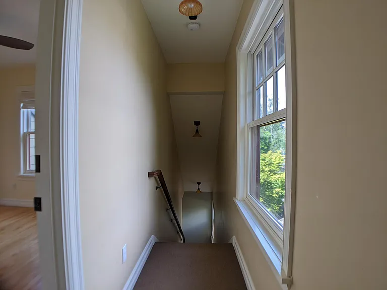 1827 N Skidmore St — Photo 52