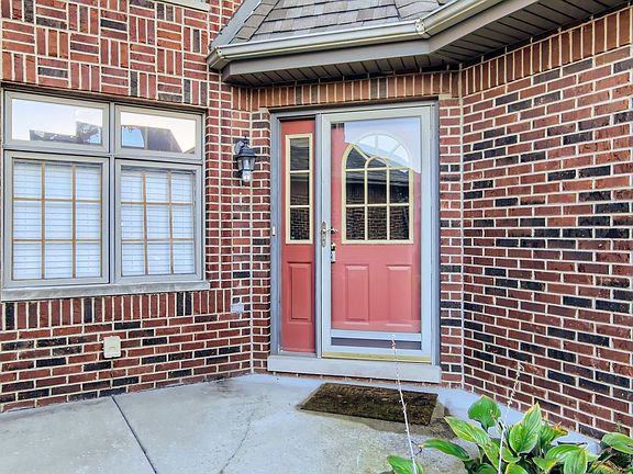 3rd image of 16811 Misty Ln