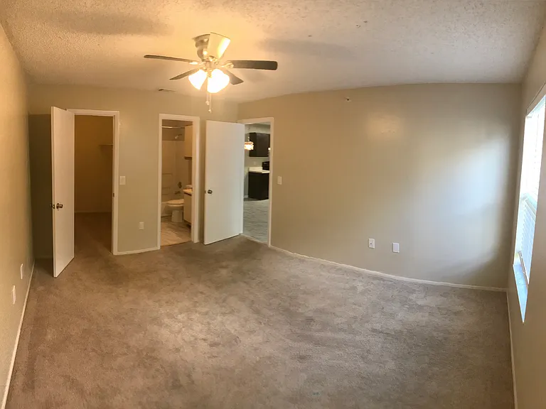 631 Buoy Ln #202 — Photo 4