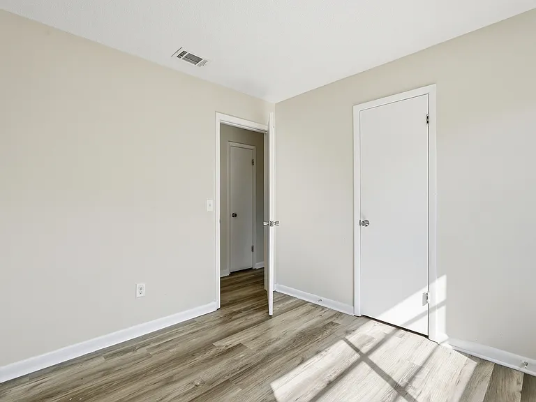 234 Deerwood Dr — Photo 20