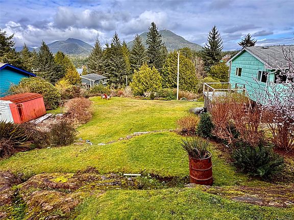 2nd image of 1148 & 1156 Helen Rd