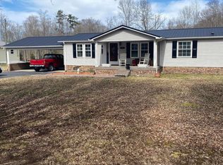 122 Christian Bend Rd, Church Hill, TN 37642